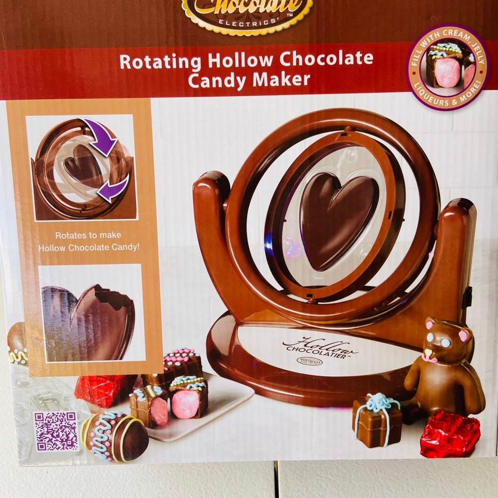 Rotating Hollow Chocolate Candy Maker